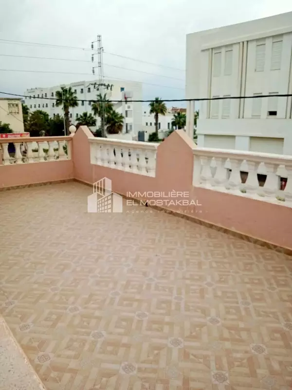 A vendre Complexe Polyvalent Exceptionnel à Grombalia !